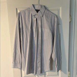 Banana Republic Men's Blue Striped Shirt